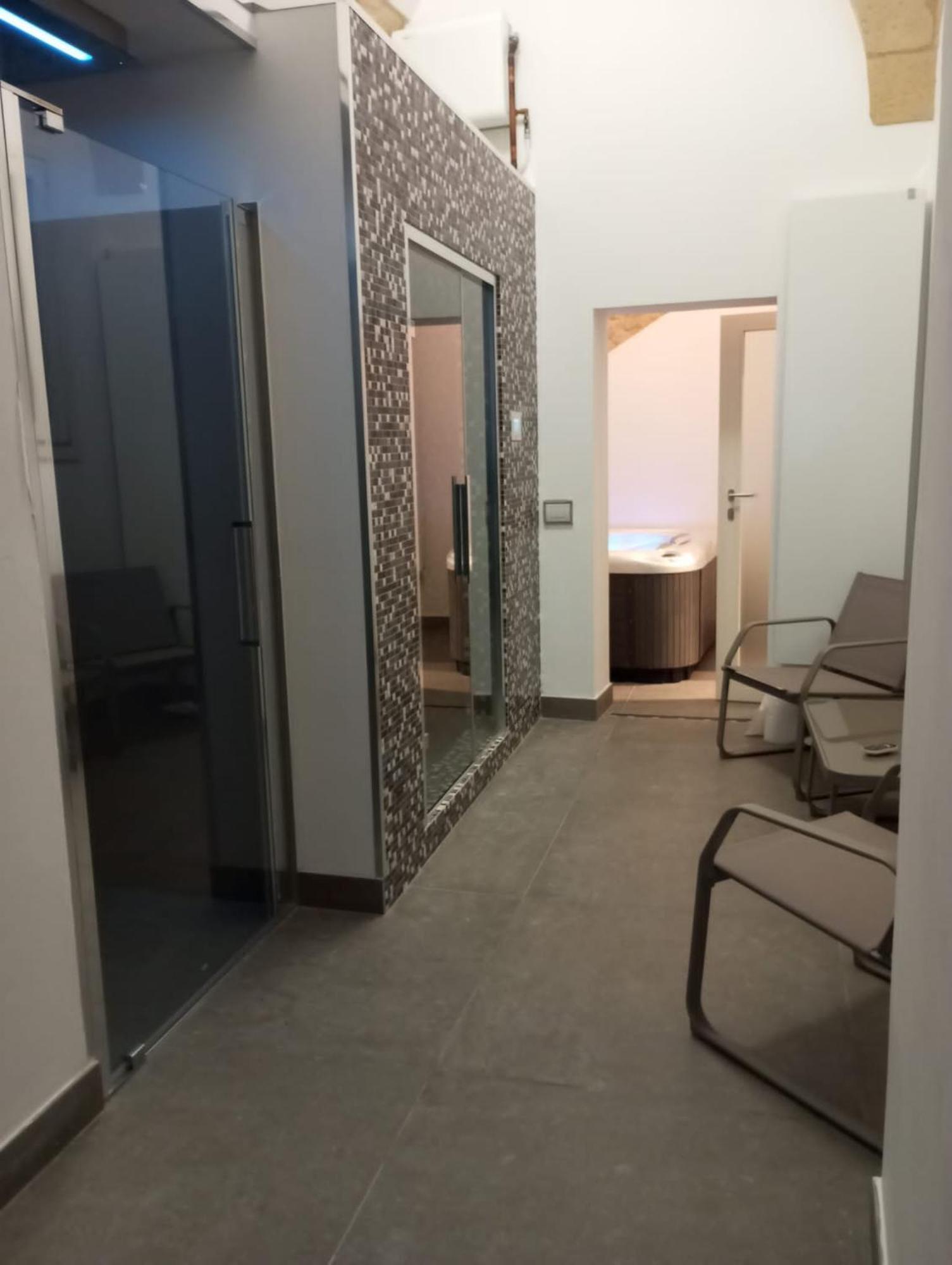 De Guidani Experience Hotel Lecce Exterior photo